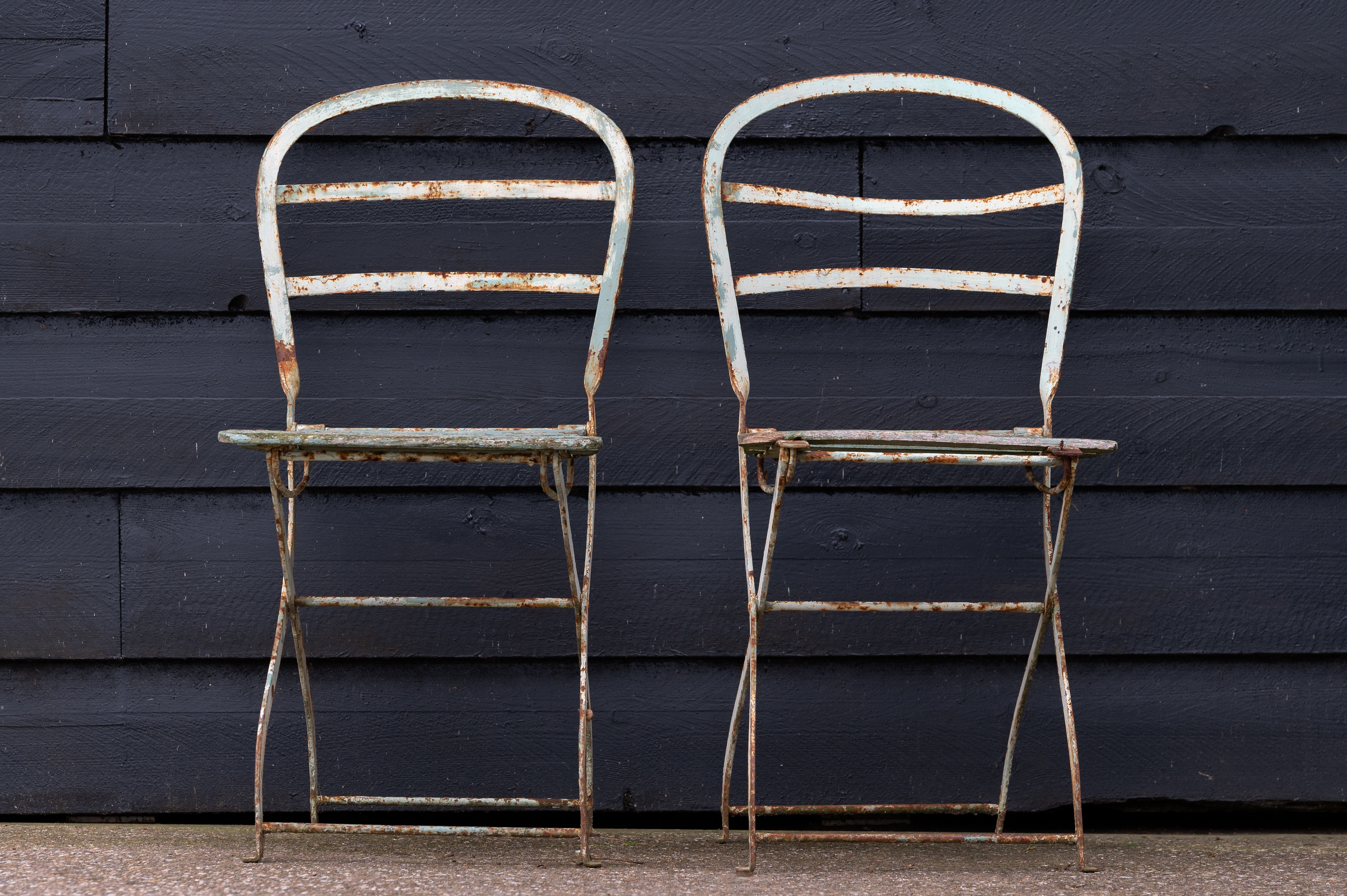 How Can I Encourage Without Flattering?