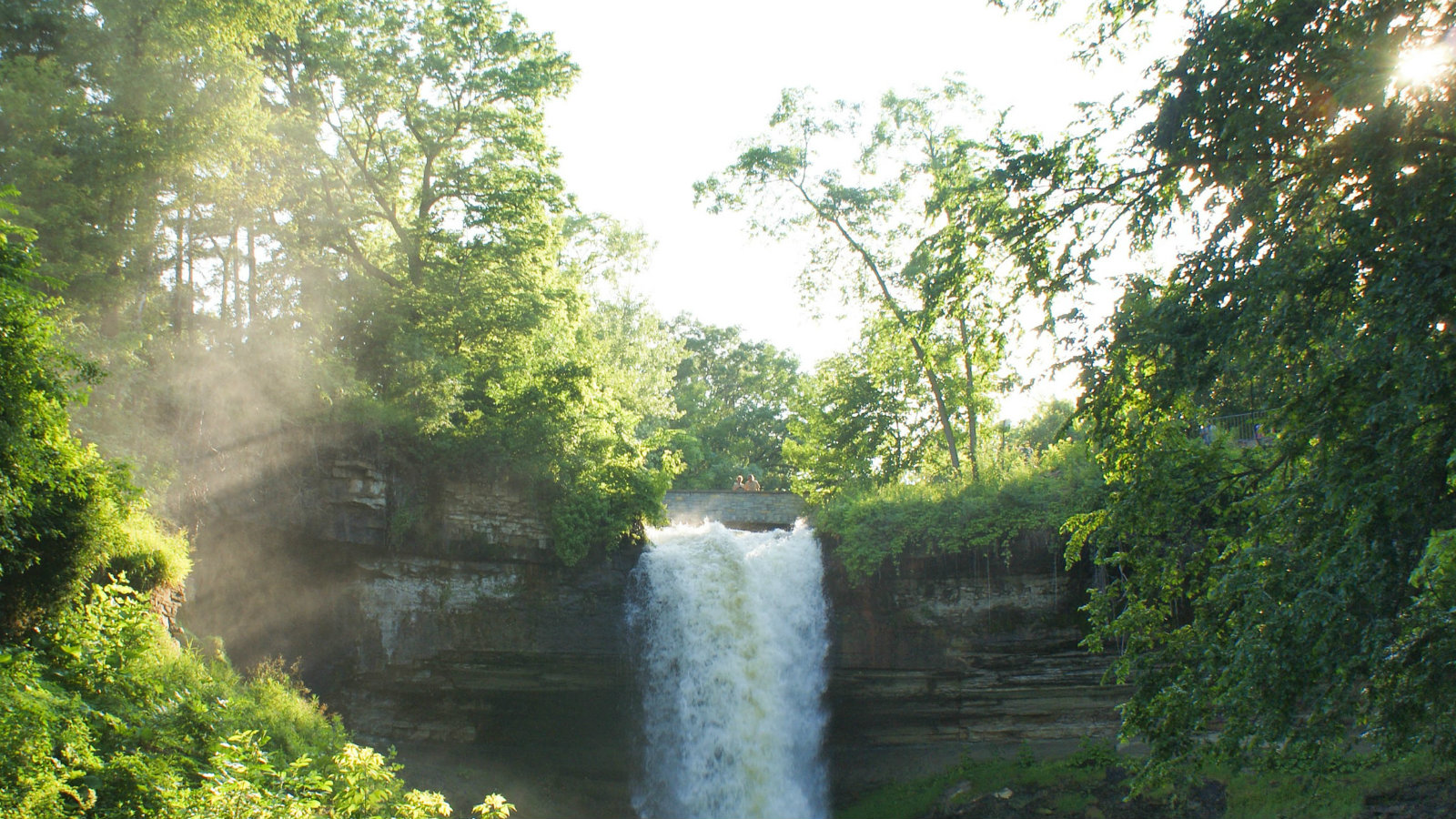 How to Experience the Outpouring of God’s Love