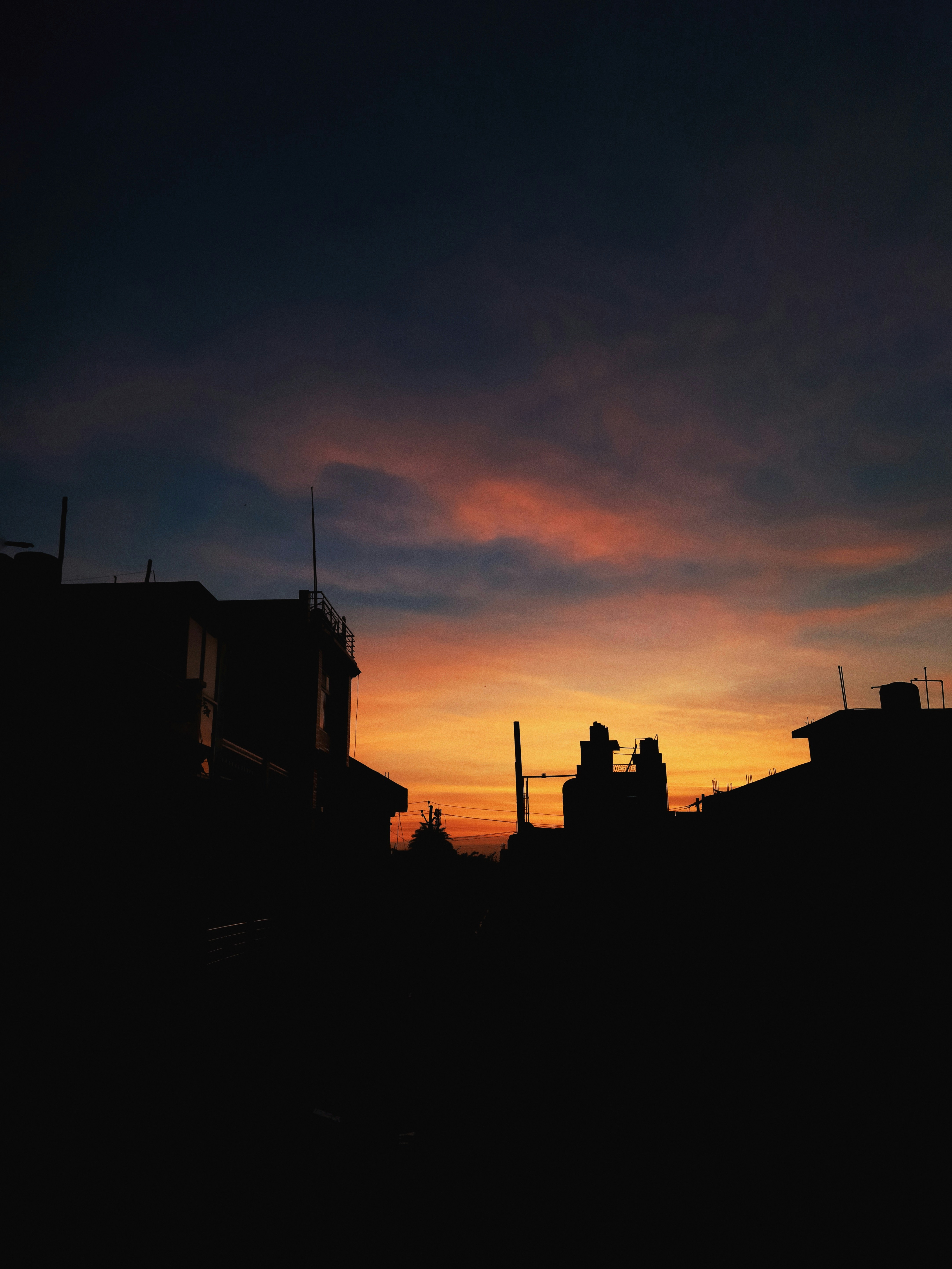 Long Sorrows Set the Stage