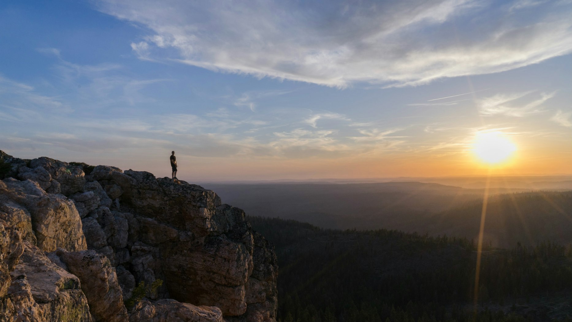 Once upon a time there was. He was the one that made. Guess who parts of face. The one that got away. 5: train de nuit.