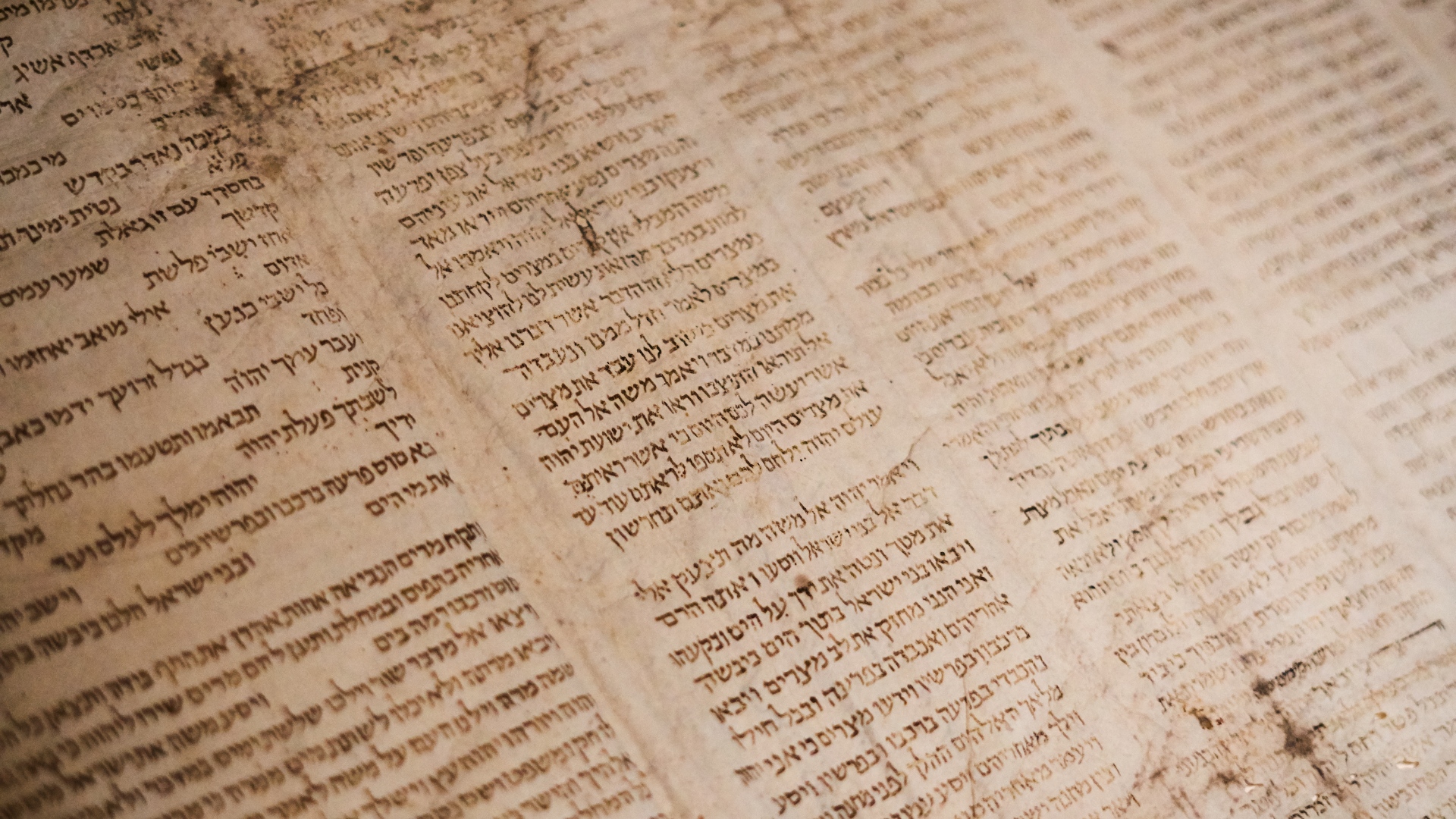 amos 4:2 aramaic bible in plain english